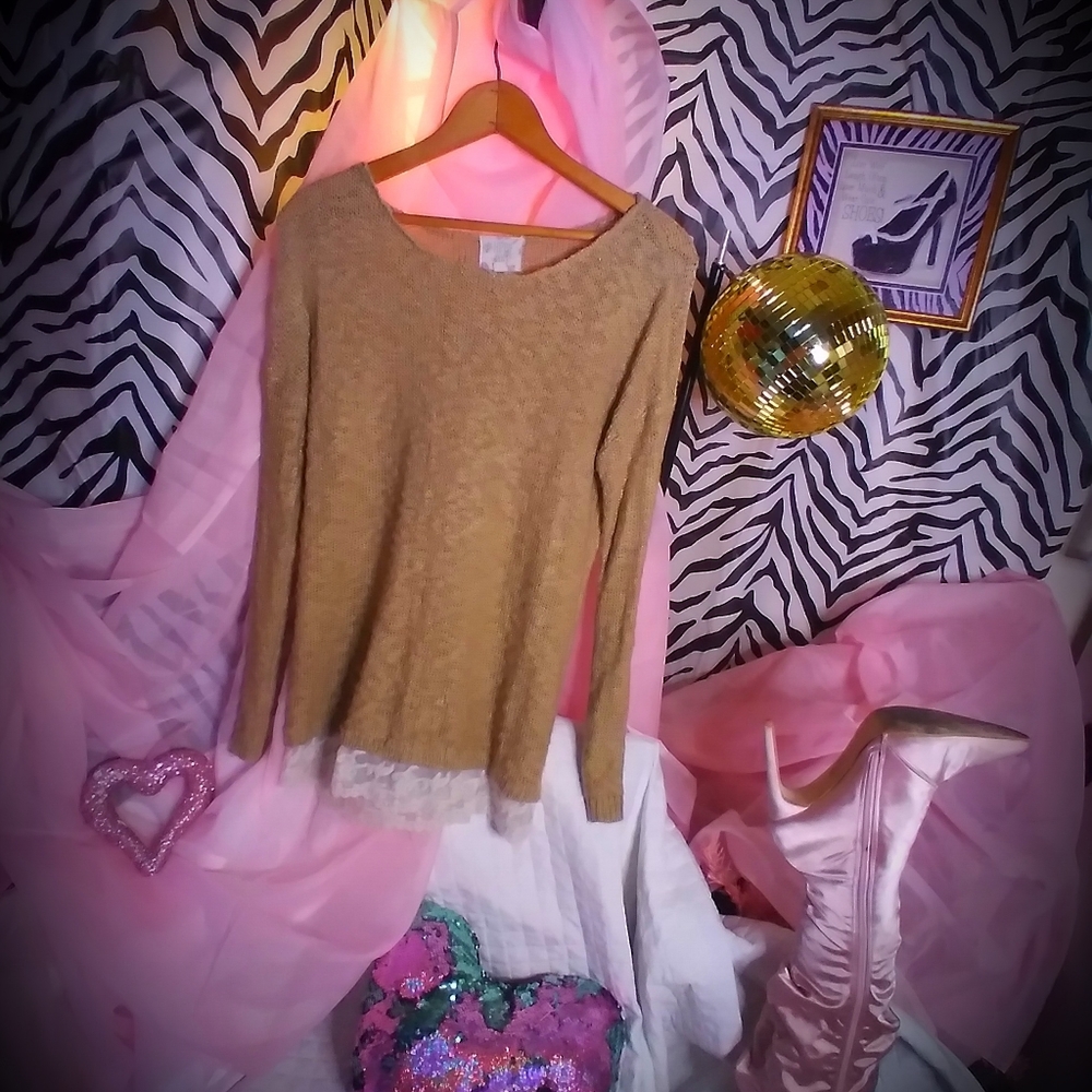 Hippie Rose Sweater